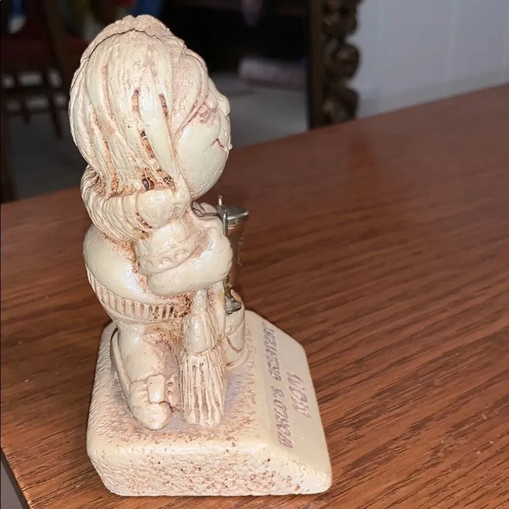 Vtg Paula 1970 “Worlds Greatest‎ Mom” small figure